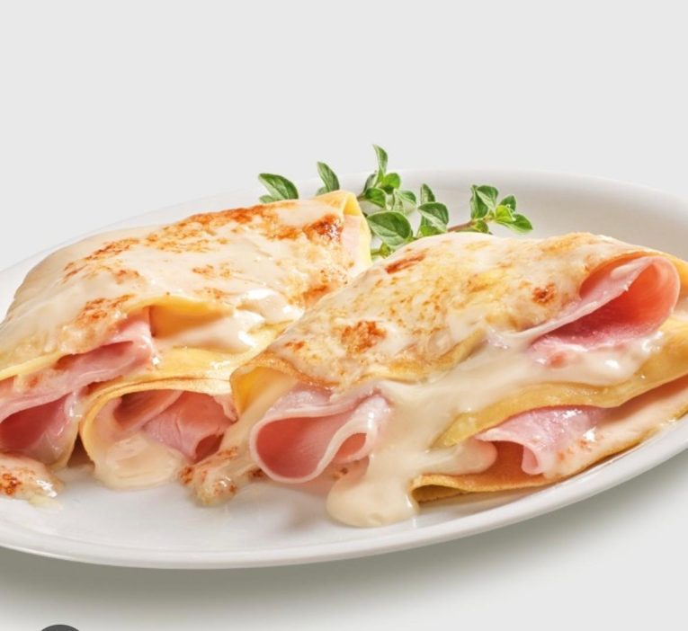 crepes-ripiene-con-formaggio-e-prosciutto